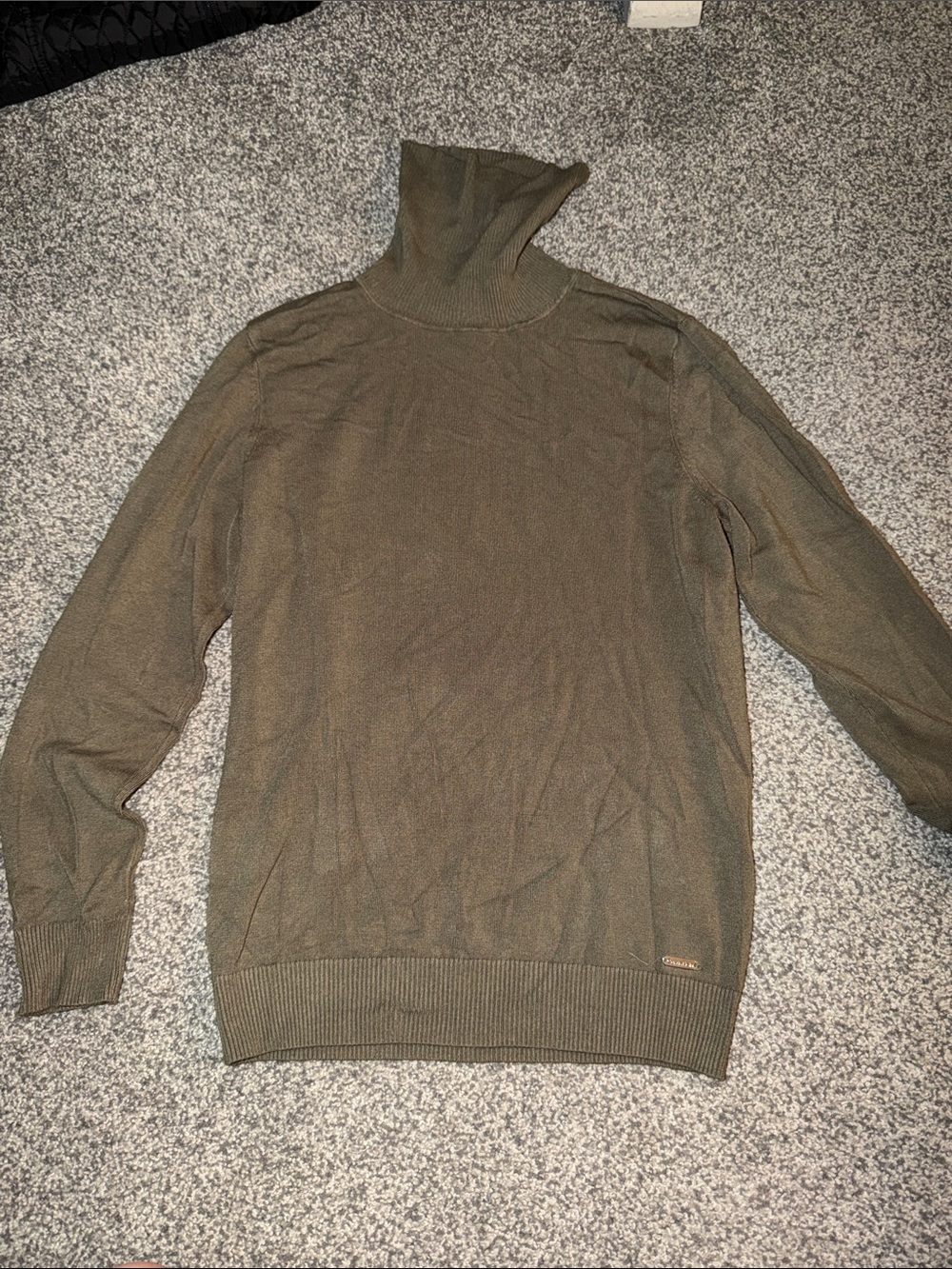 Women’s Olive Green Turtleneck Sweater